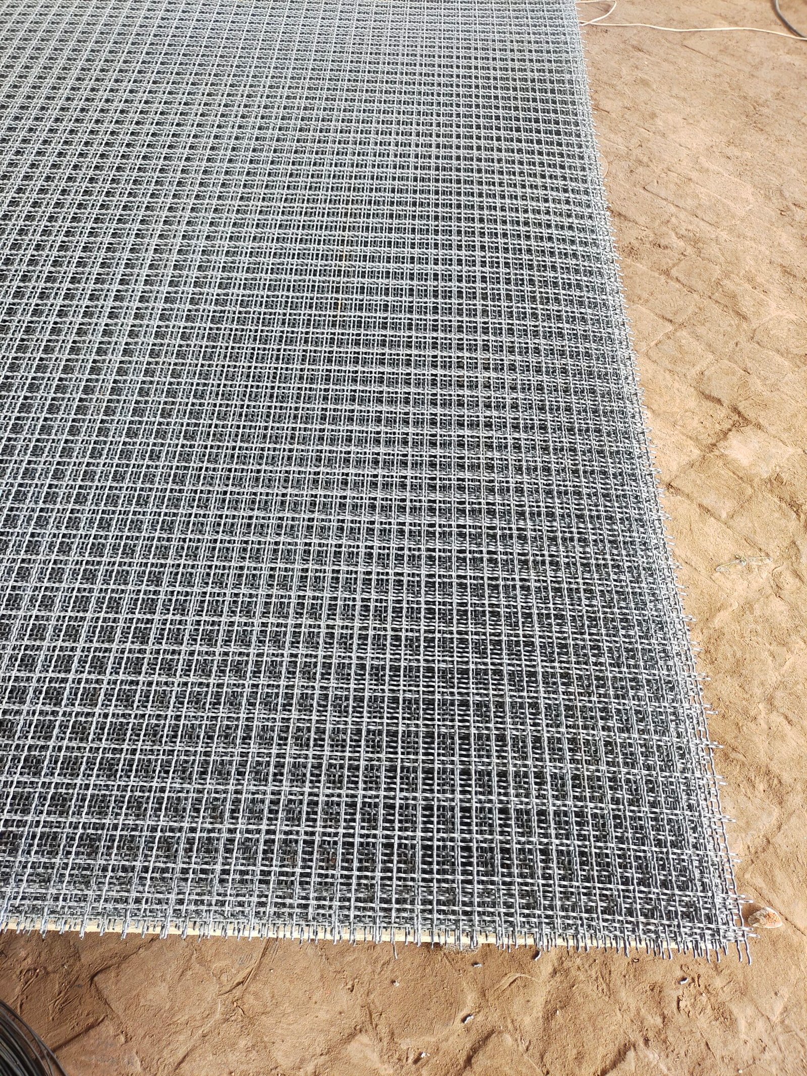 Crimped Wire Mesh - Image 9